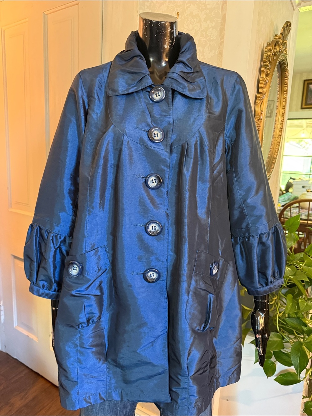 Kenar Shimmery Blue Swing Jacket Large Buttons Puffy Cuffs Fully Lined Sz 10